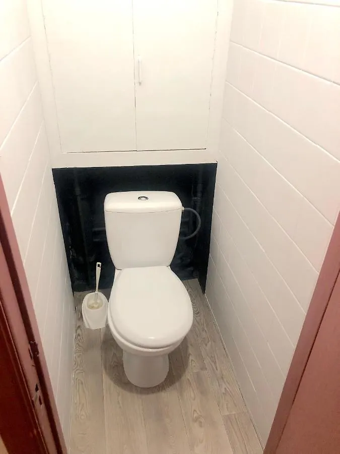 Центр Жд Вокзал Метро Университет Кпи Ул Дмитриевская 1 Напротив Цирка Hostel Kiev 0*,  Oekraïne